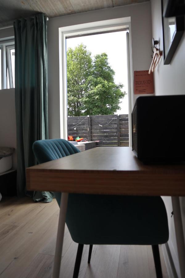 Modern Garage Suite - Free Parking & Self Check In Hveragerdi Buitenkant foto
